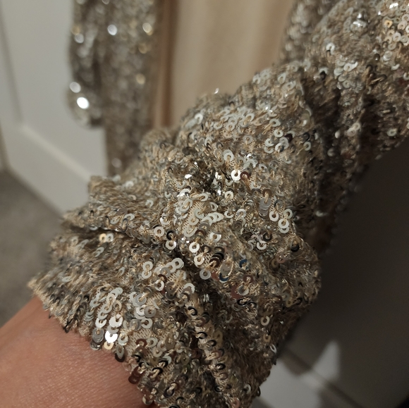 Gold sparkly jacket - Picture 3 of 4